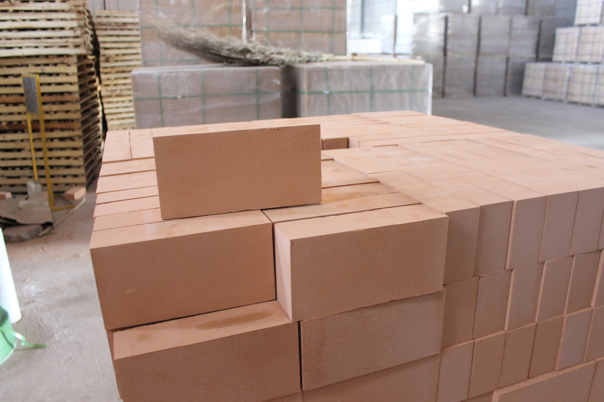 輕質(zhì)黏土磚